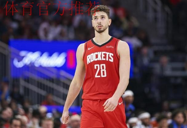 申京补篮被哈达威背后推搡，裁判未做任何吹罚